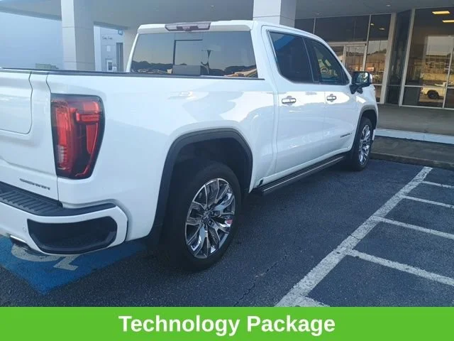 Used 2023 SUMMIT WHITE GMC Denali image 4