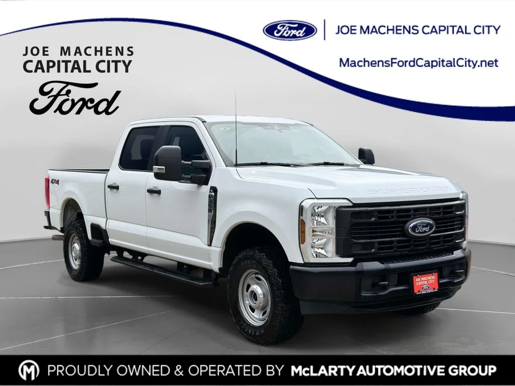 Used 2025 White Ford XL image 1