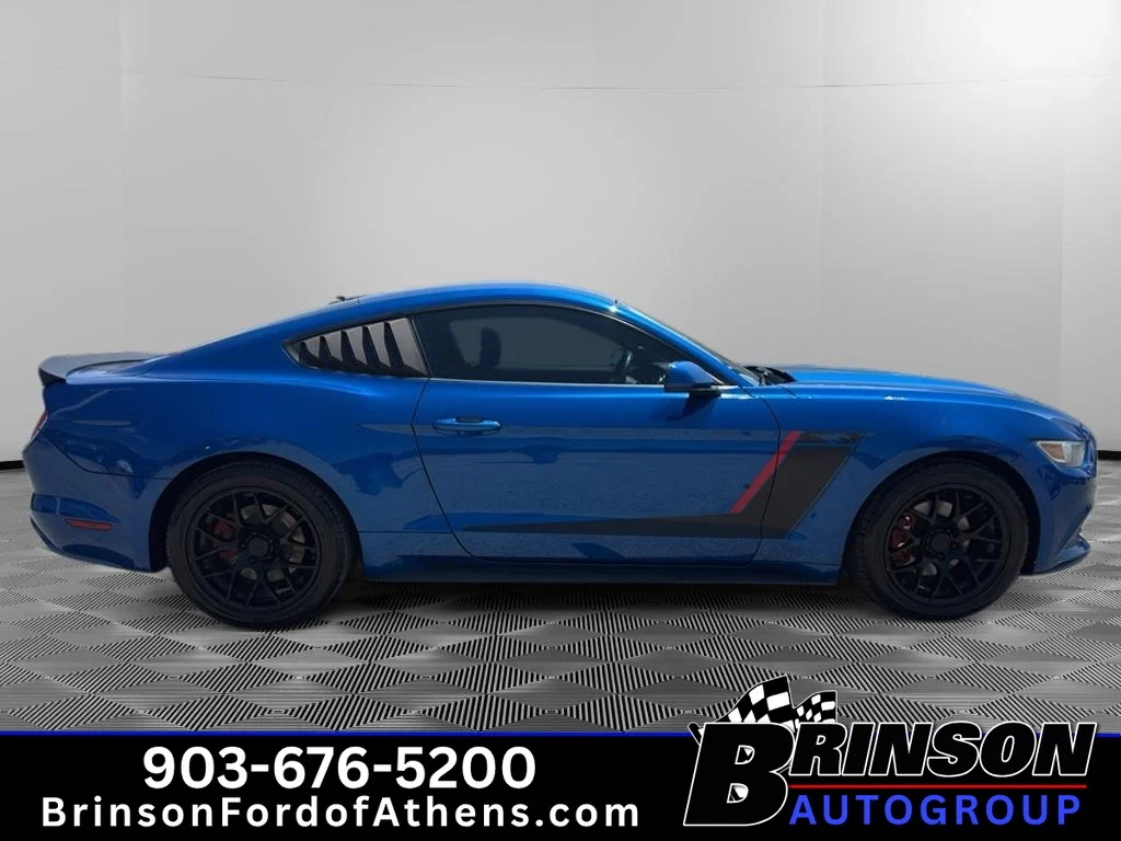 Used 2017 Lightning Blue Metallic Ford V6 image 4
