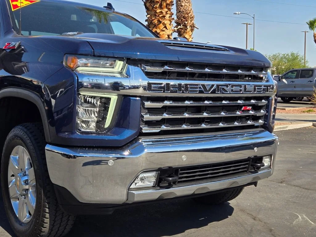Used 2022 Northsky Blue Metallic Chevrolet LTZ image 8