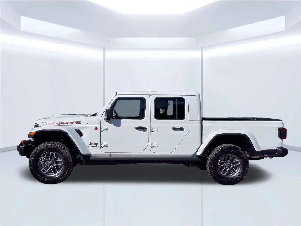 New 2026 White/off-white Jeep Mojave X image 16