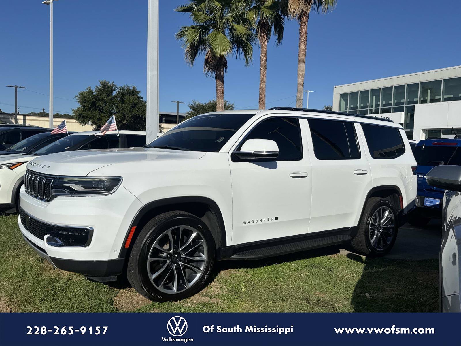 2022 Jeep Wagoneer
