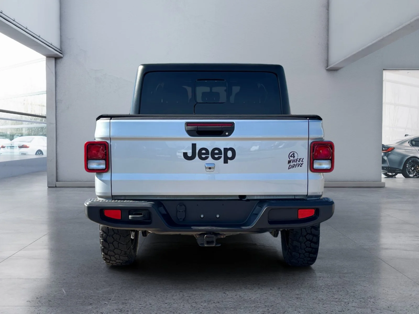Used 2023 Silver Jeep Willys image 4