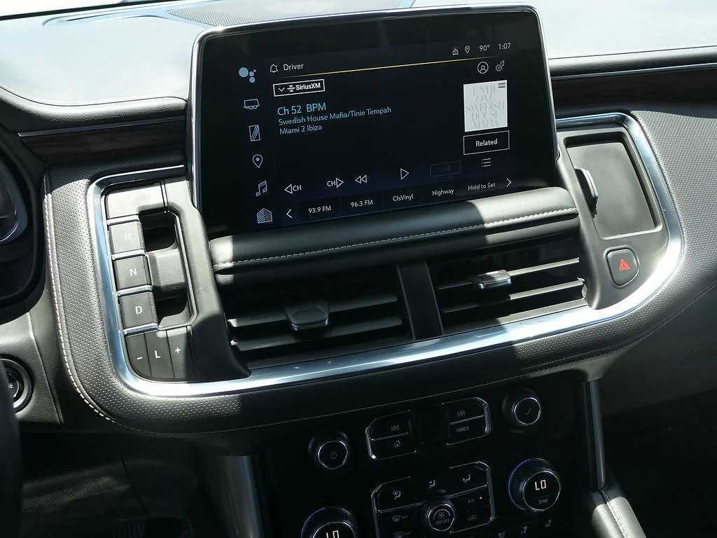 Used 2024 Sterling Gray Metallic Chevrolet Premier image 18