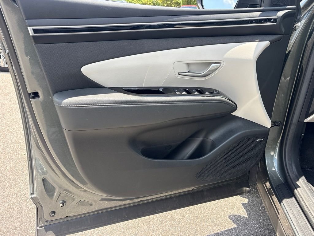 2022 Hyundai Tucson Limited - Photo 10