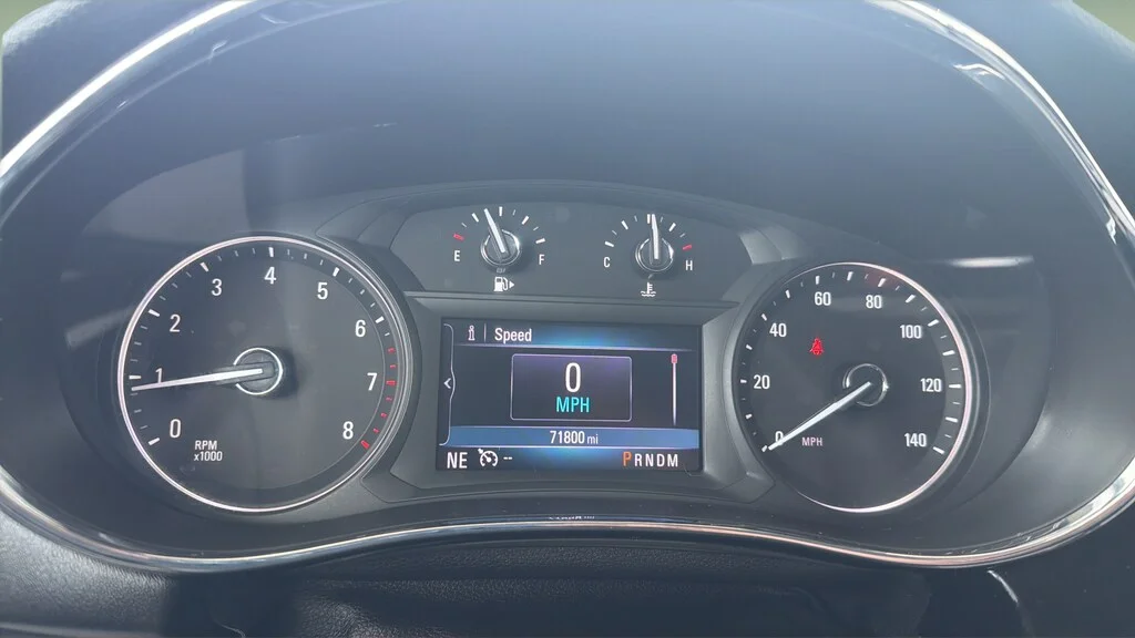 Used 2020 Satin Steel Buick Sport Touring image 10