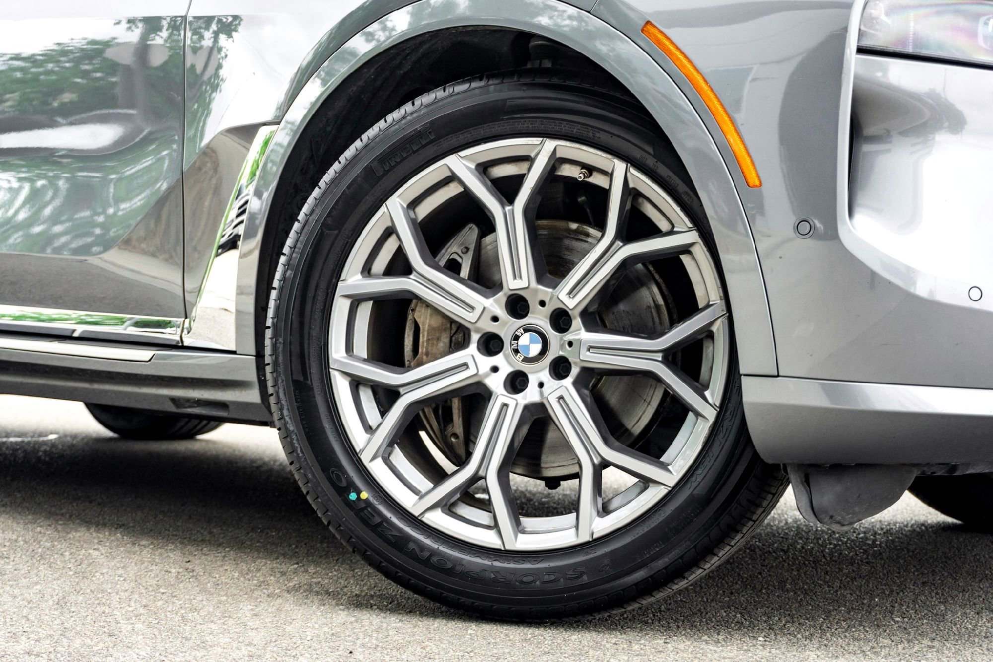5UX23EM06R9V10240