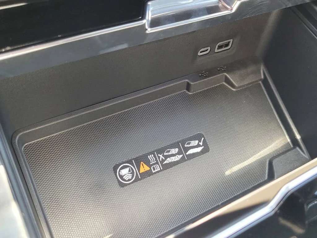 2026 GMC Yukon XL AT4 Ultimate - Photo 18