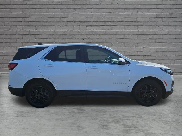 Used 2024 Summit White Chevrolet LT image 6