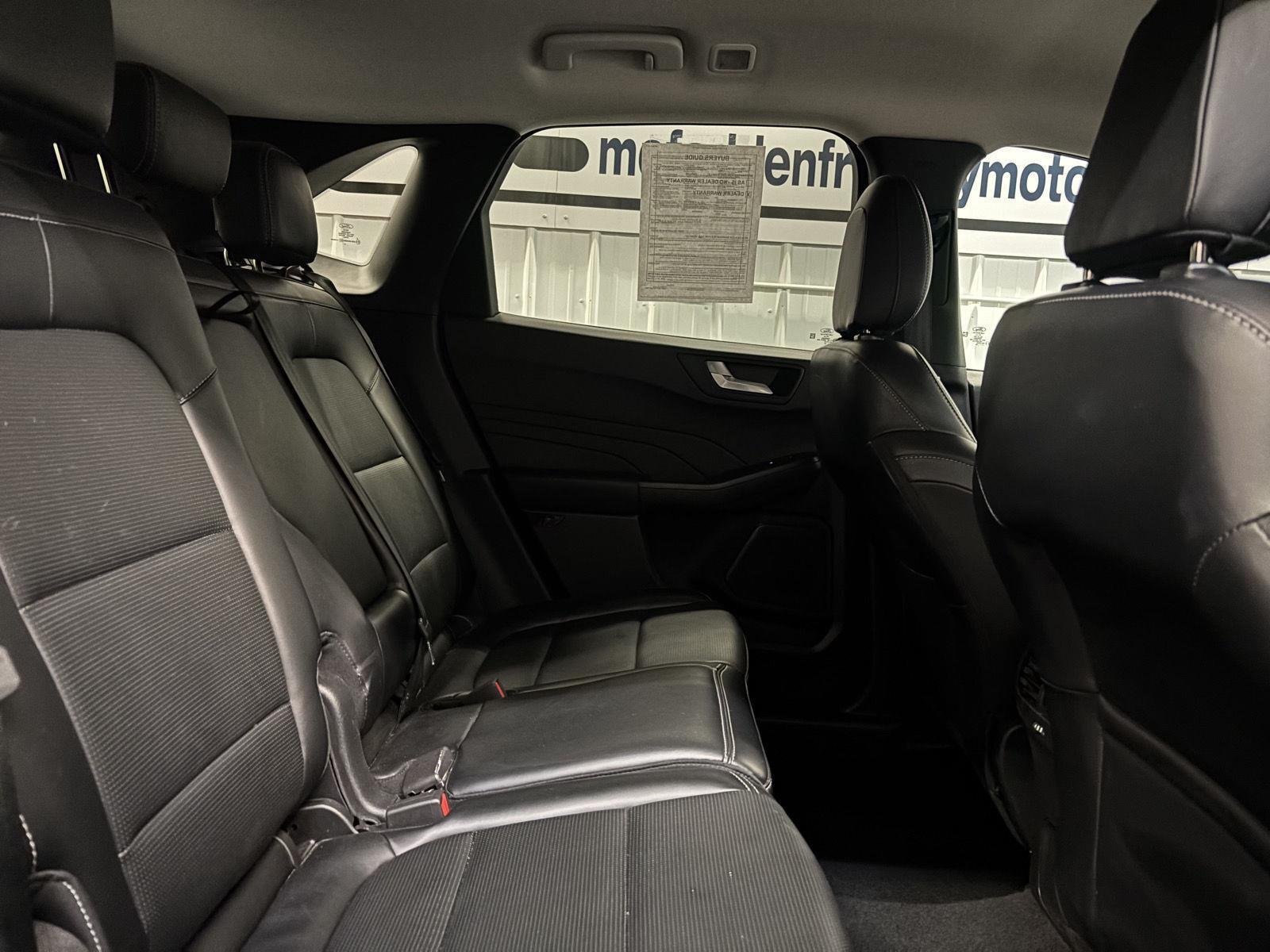 Used 2025 Carbonized Gray Metallic Ford Platinum image 28