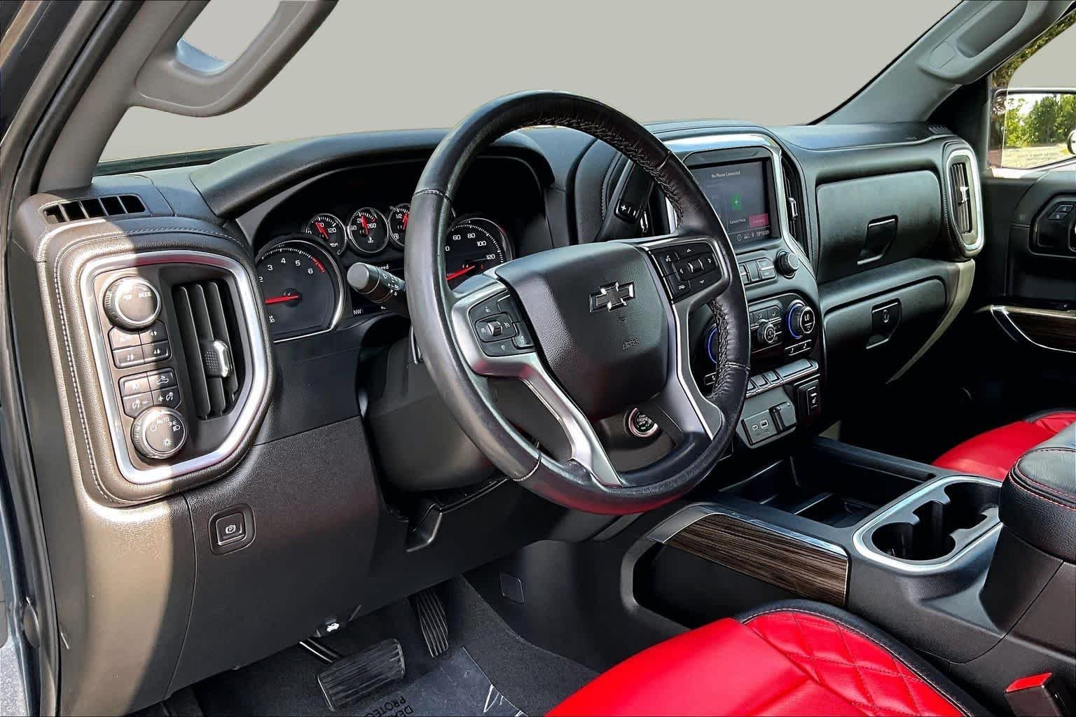 Used 2022 Shadow Gray Metallic Chevrolet LT Trail Boss image 18