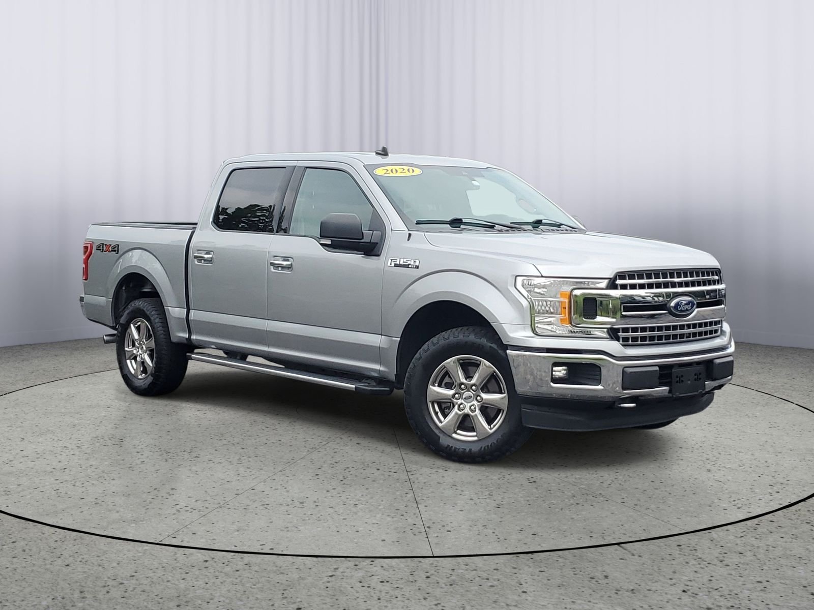 Certified Used 2020 Silver Ford XLT image 1