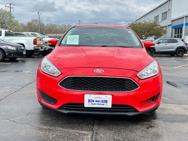 Used 2016 Ford Focus SE with VIN 1FADP3F24GL220361 for sale in Dixon, IL
