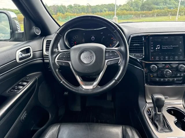 Used 2021 Blue Jeep Limited image 14