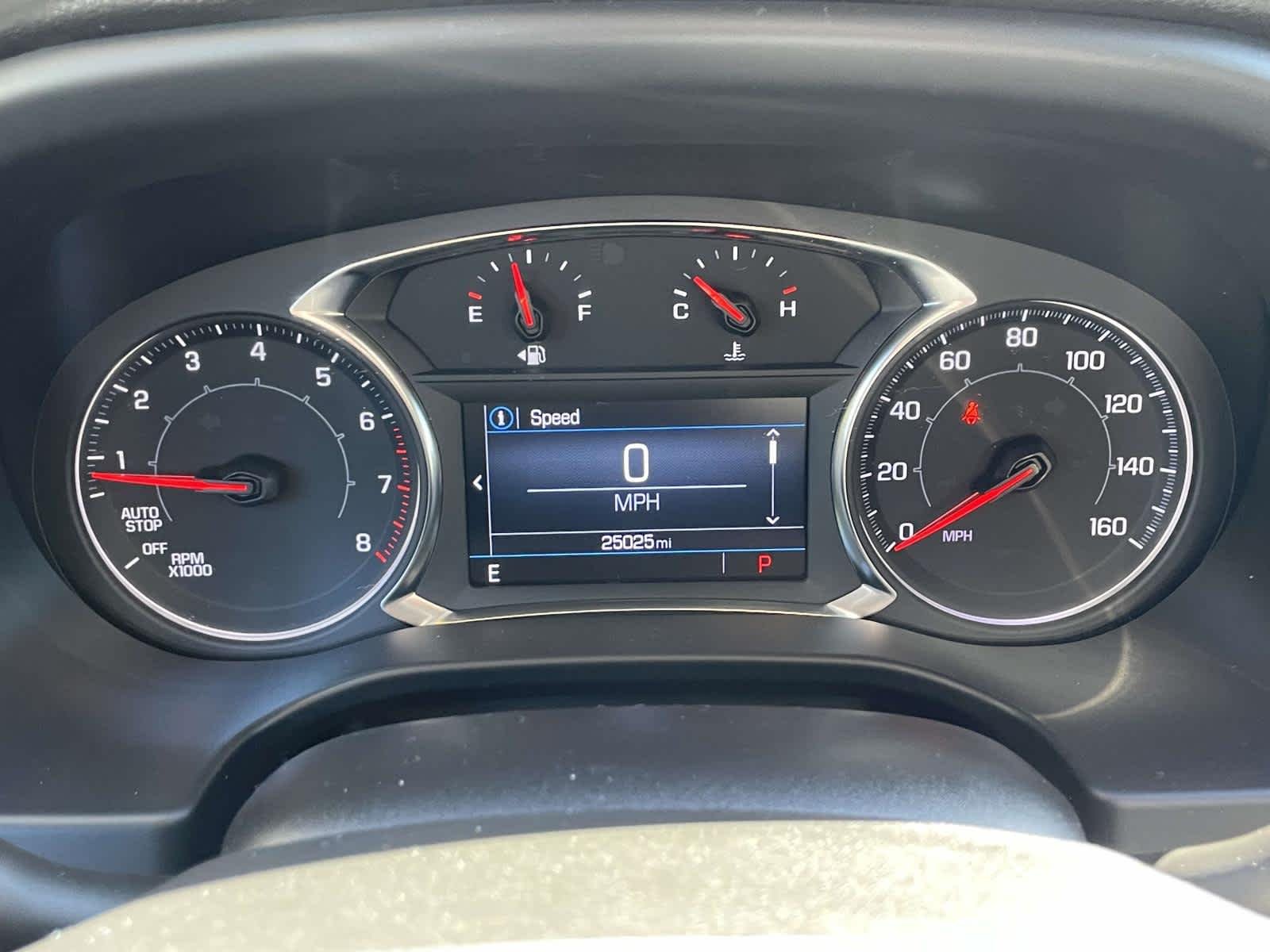 Used 2023 Summit White GMC SLE image 3
