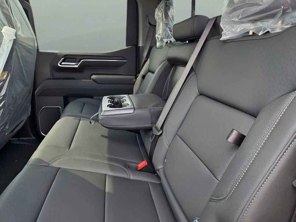 2026 GMC Sierra 1500 SLT - Photo 15