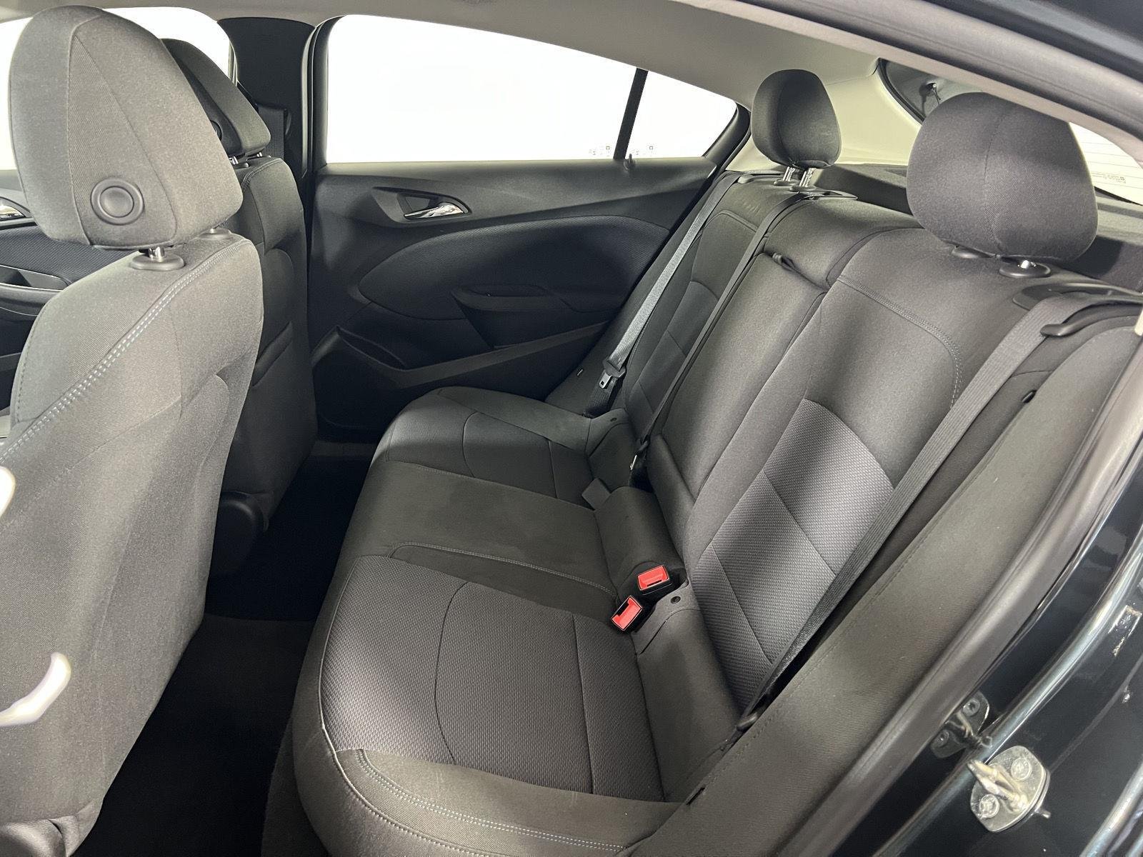 Used 2018 Graphite Metallic Chevrolet LT image 19