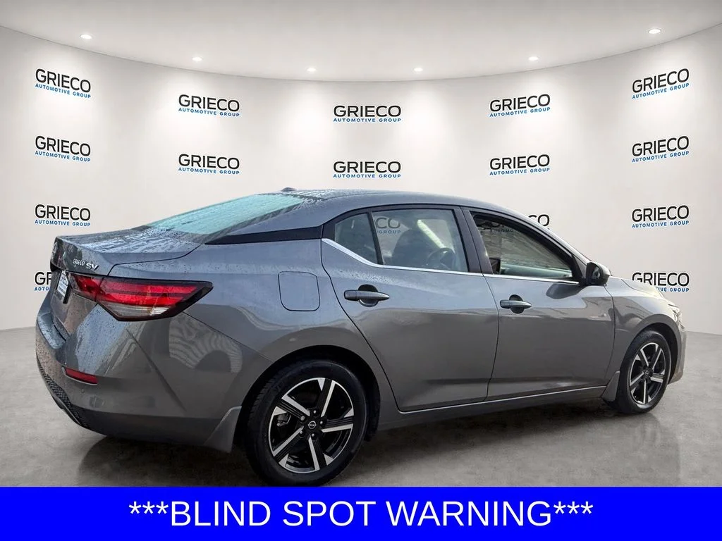 Used 2024 Gray Nissan SV image 7