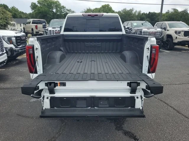 Used 2026 Summit White GMC Denali Ultimate image 31