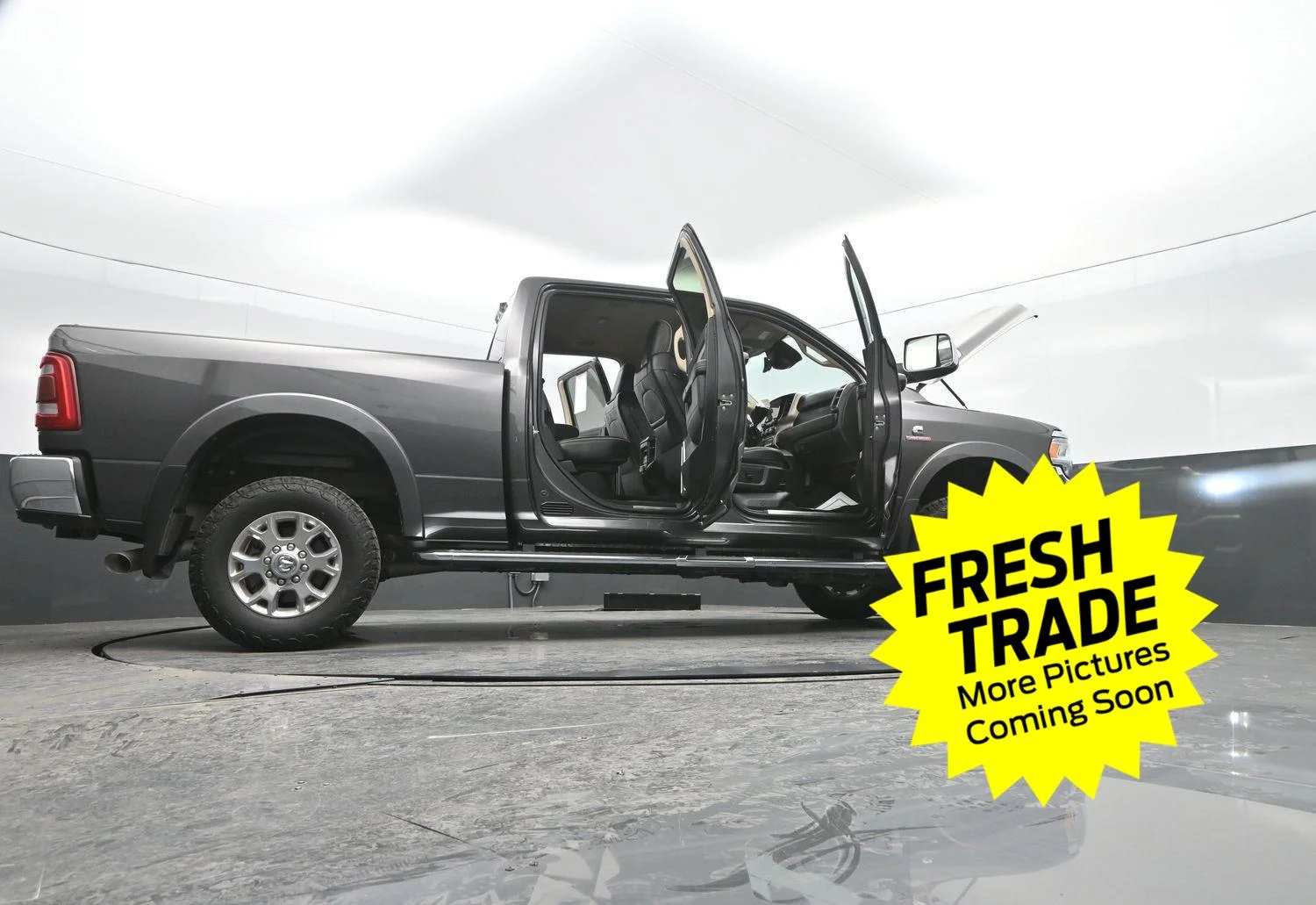 Used 2021 Granite Crystal Metallic Clearcoat Ram Laramie image 55
