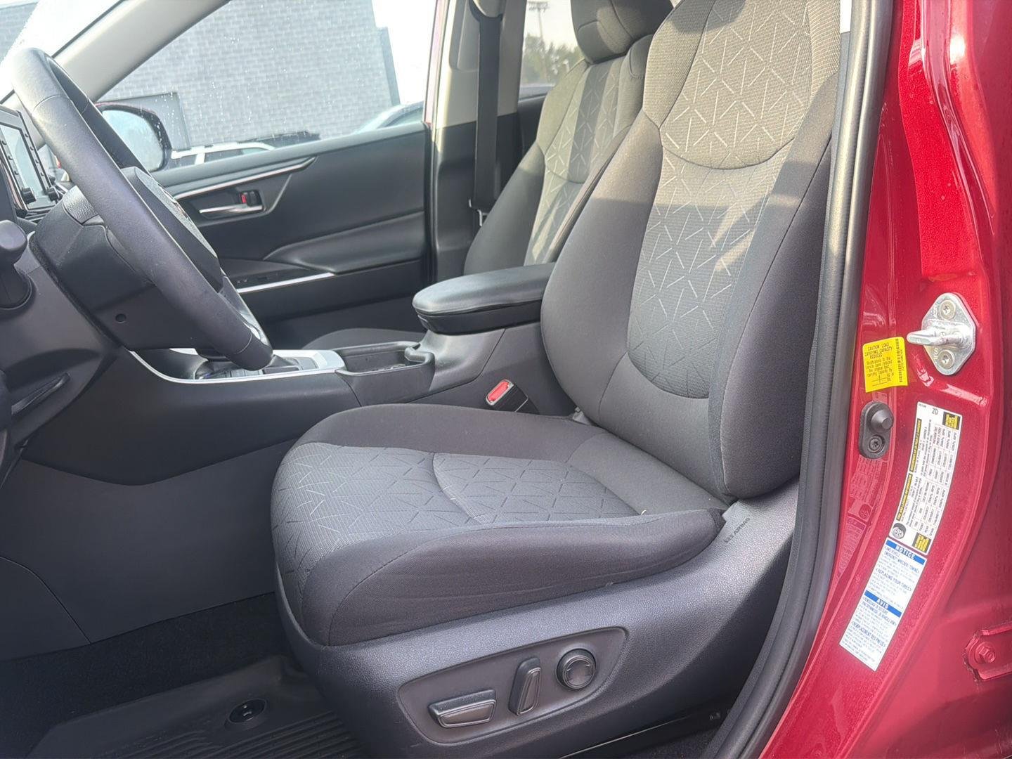 Used 2021 Ruby Flare Pearl Toyota XLE image 17