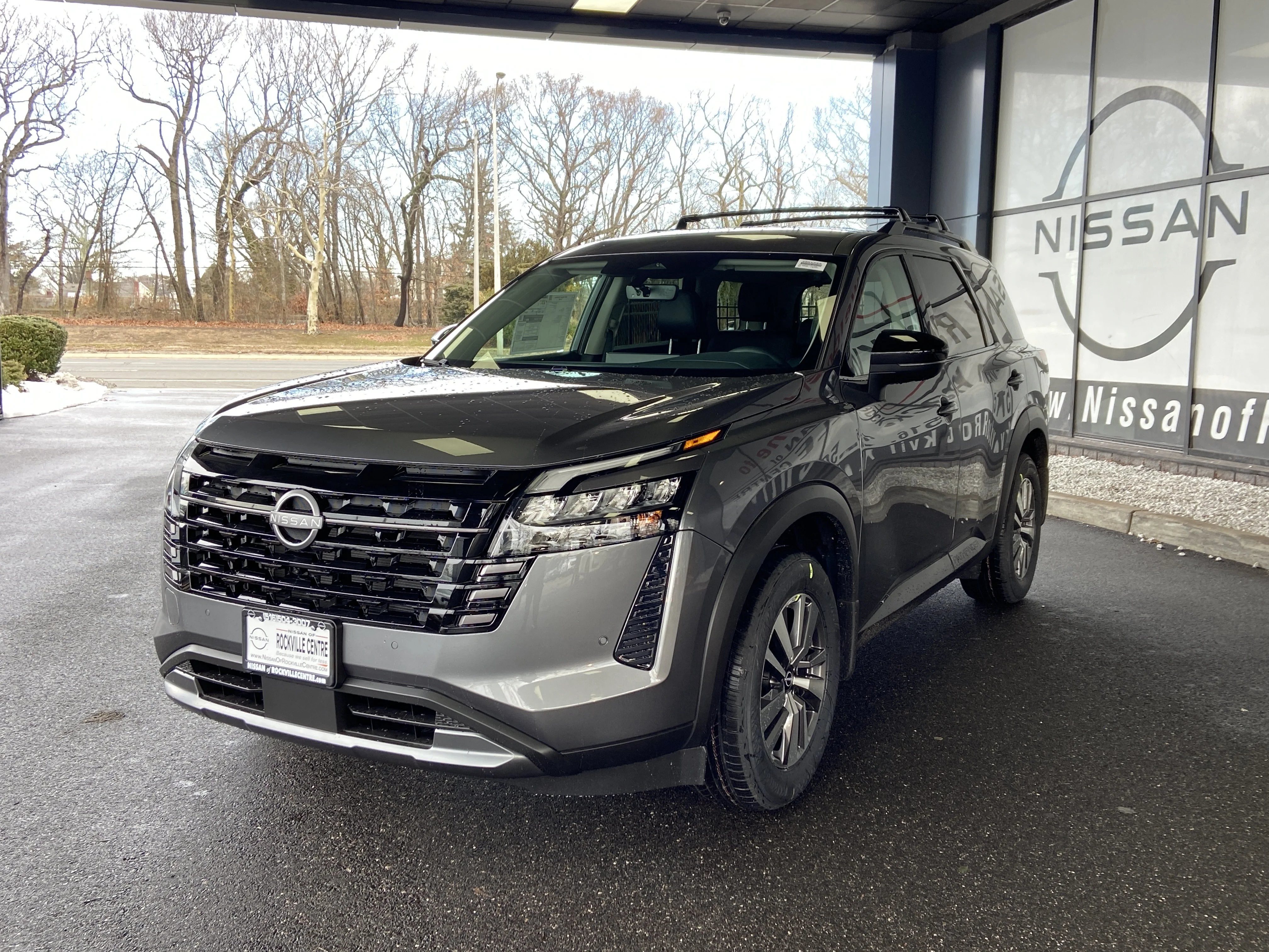 New 2026 Gun Metallic Nissan SL image 7
