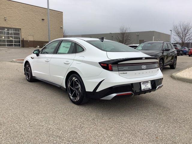 New 2026 White Hyundai SEL Sport image 7