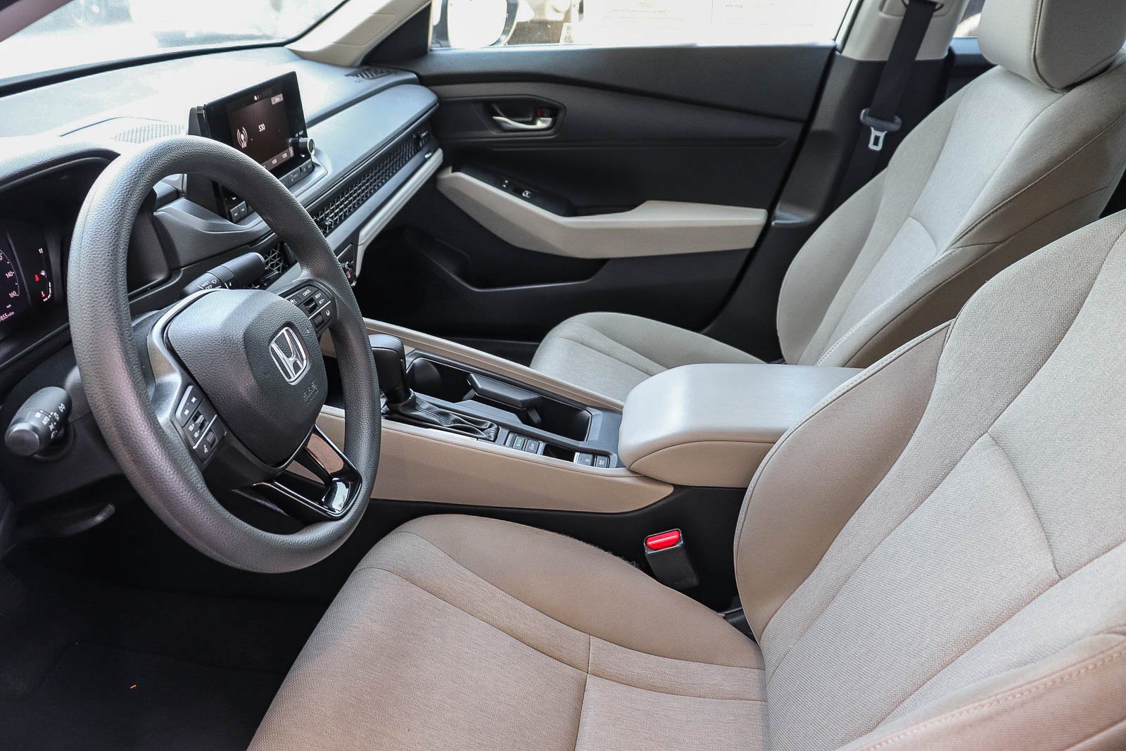 2024 Honda Accord LX - Photo 21