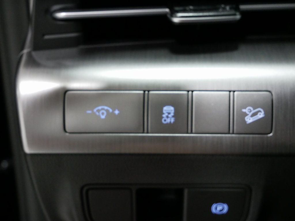 Certified Used 2026 Black Hyundai SEL Sport image 19