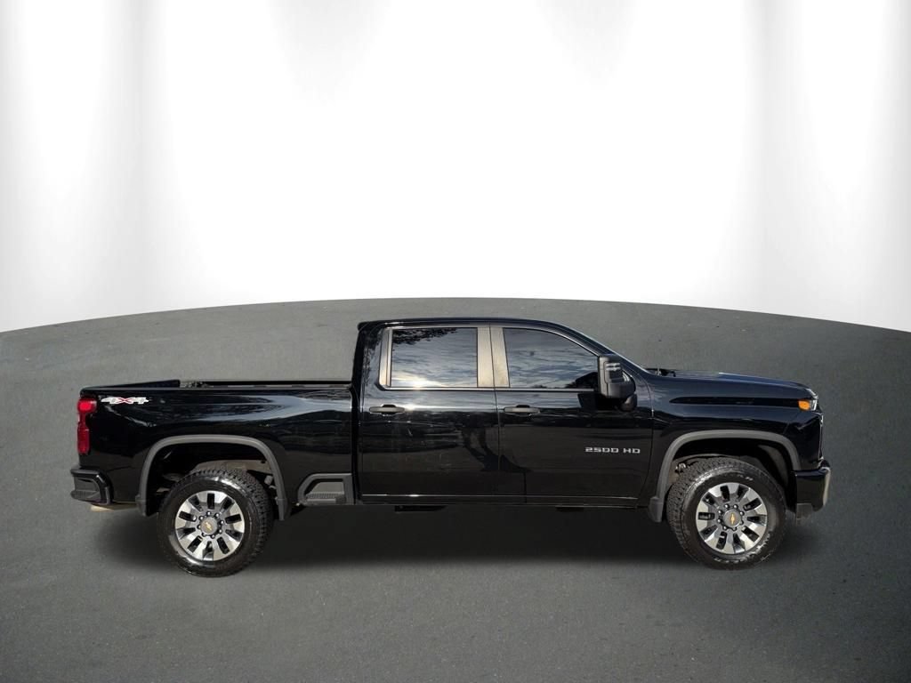 Used 2023 Black Chevrolet Custom image 82