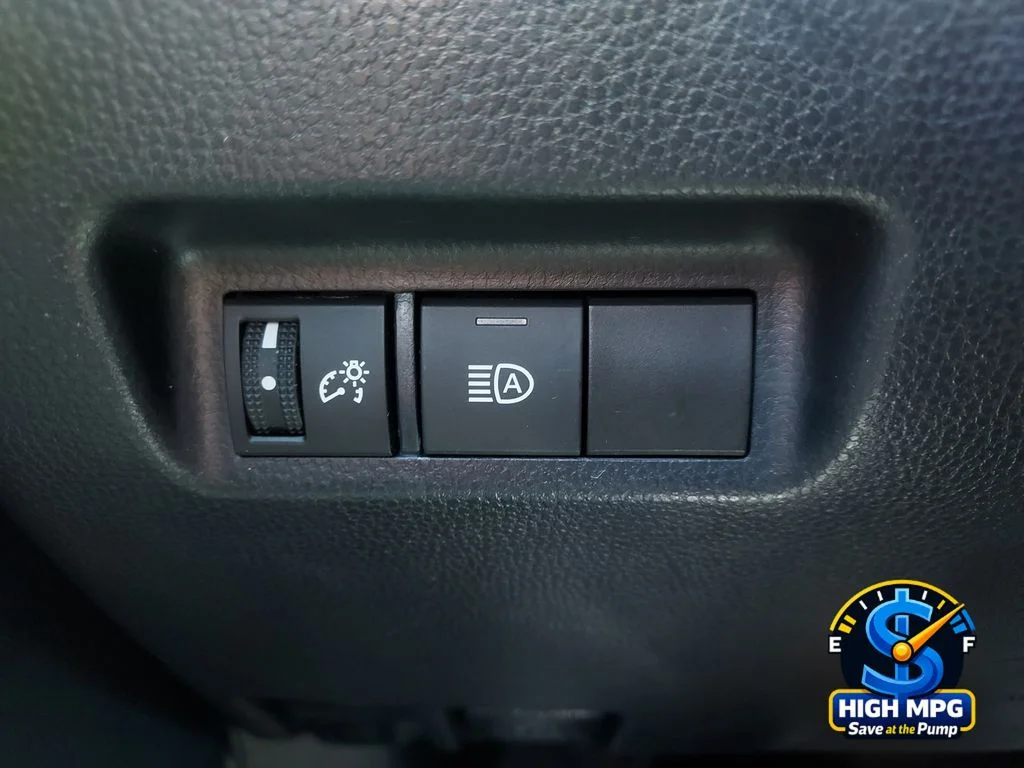 Used 2020 Gray Toyota LE image 19