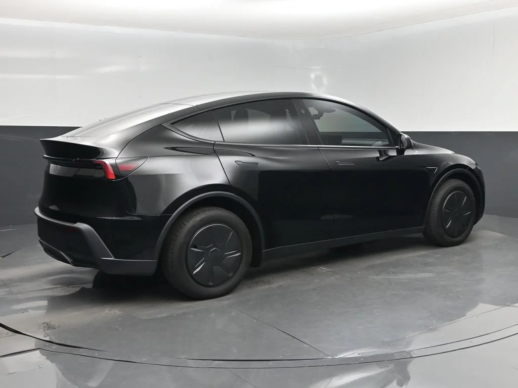 Used 2026 Black Tesla Premium image 3