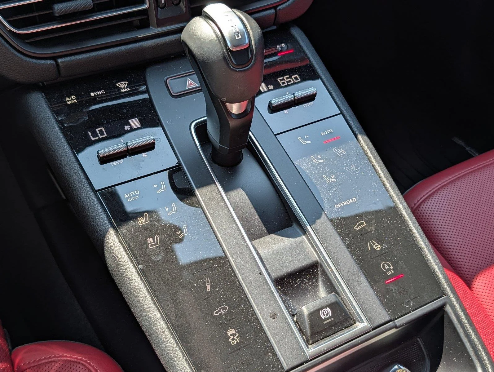 Used 2025 White Porsche S image 19