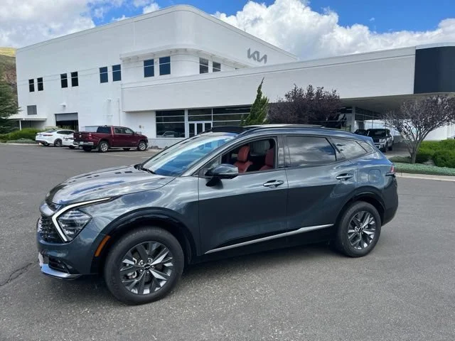 Certified Used 2025 Gravity Gray Kia SX-Prestige image 2
