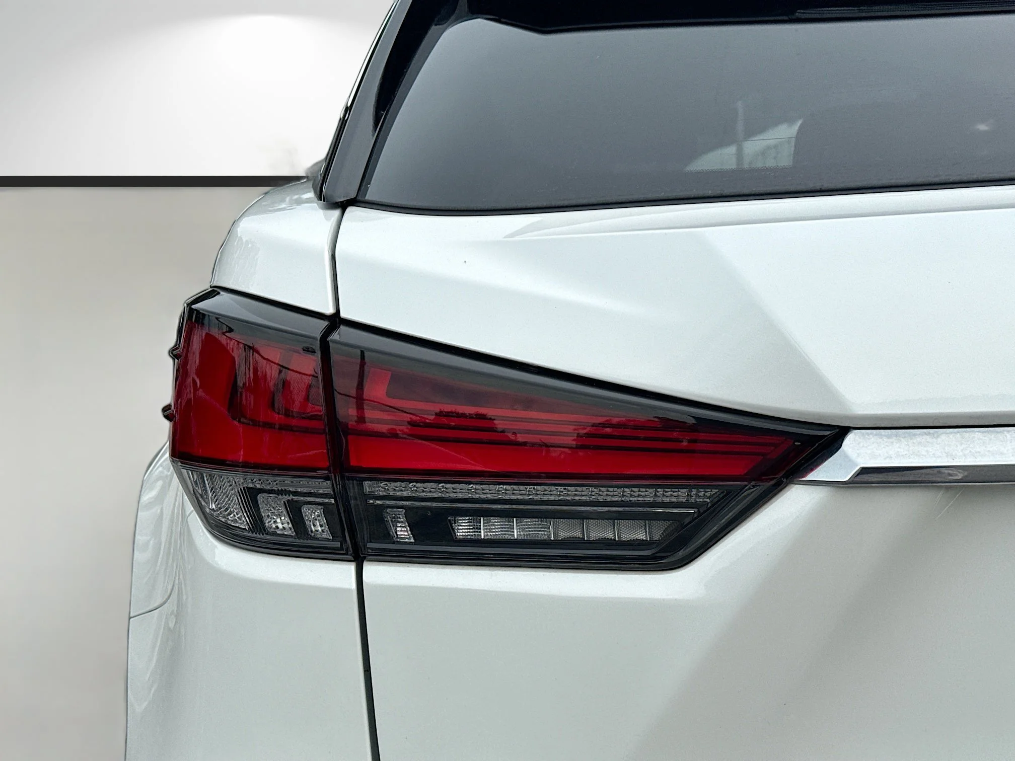 Used 2020 Eminent White Pearl Lexus RX 350 image 10