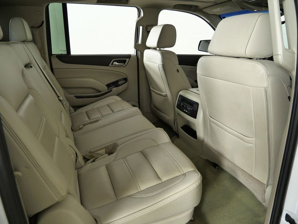 Used 2018 White GMC Denali image 26