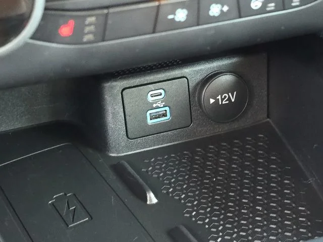 Used 2022  Ford Outer Banks image 35