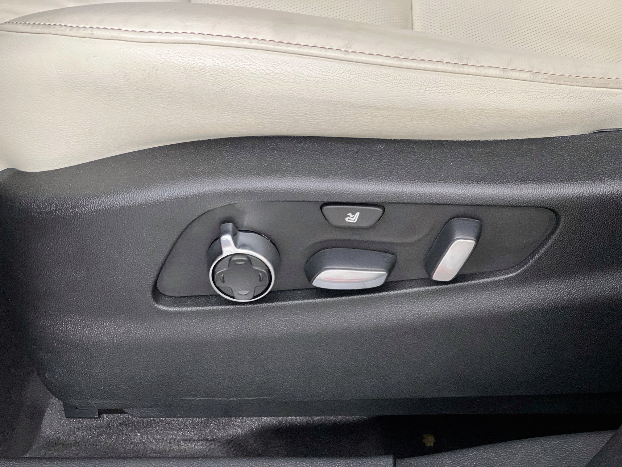 2020 Cadillac XT4 Sport - Photo 11