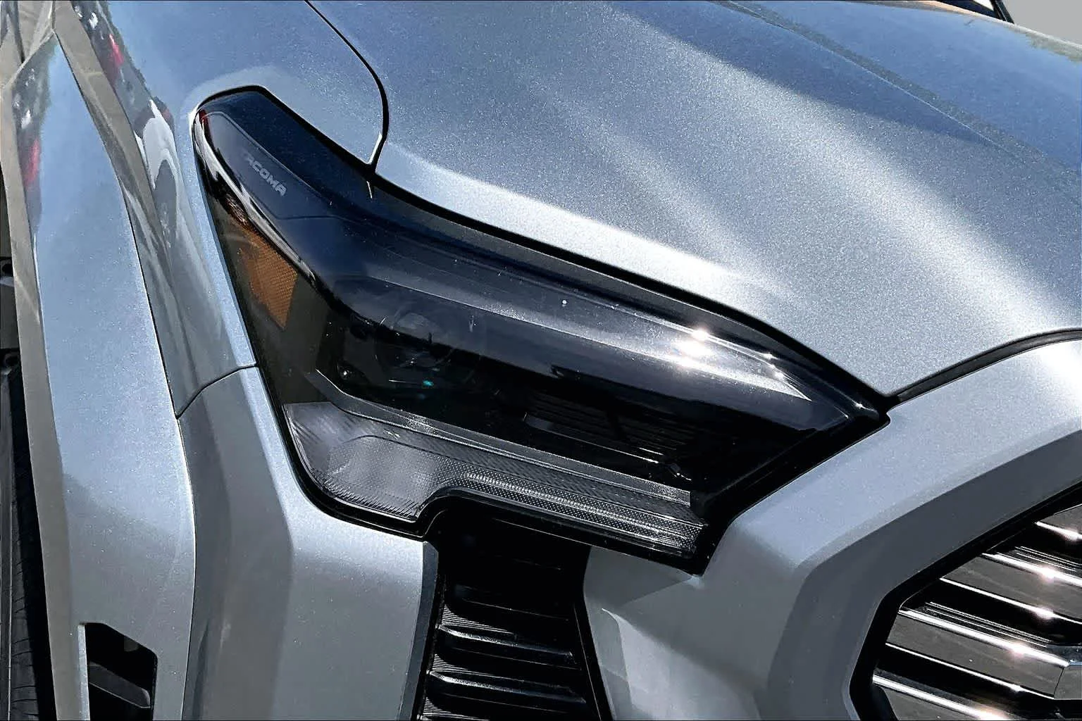 2025 Toyota Tacoma Limited - Photo 13