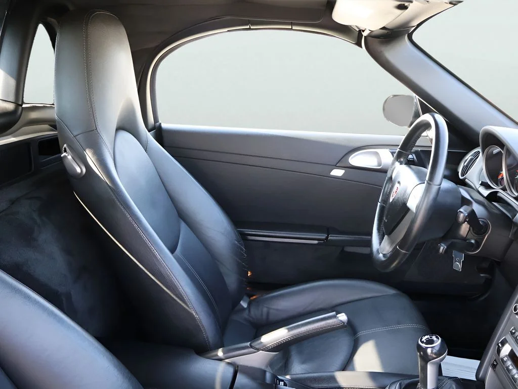 Used 2007  Porsche Base image 12