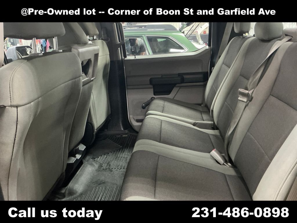 Used 2017 White Ford XL image 25