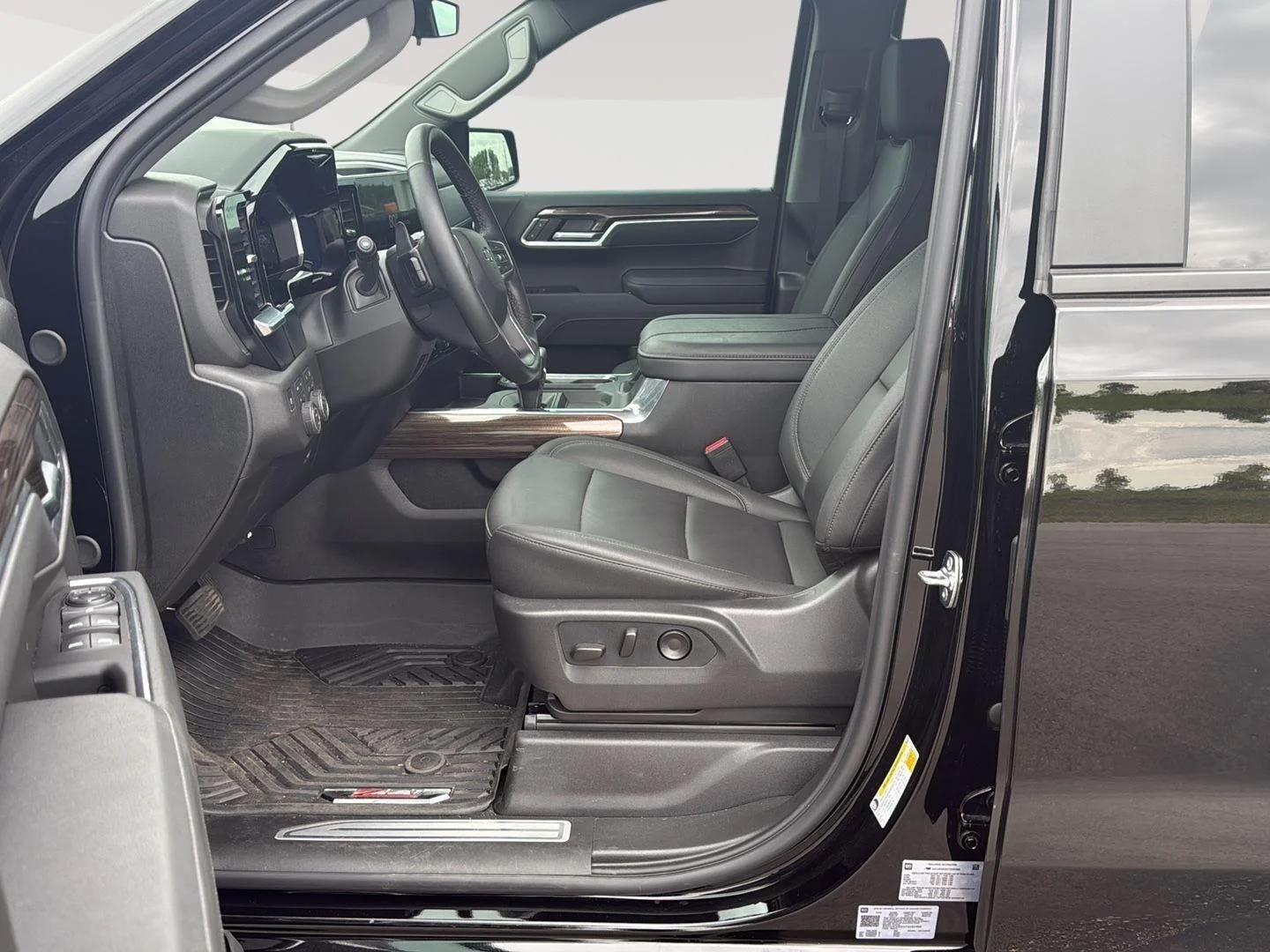 Used 2026 Black Chevrolet RST image 10