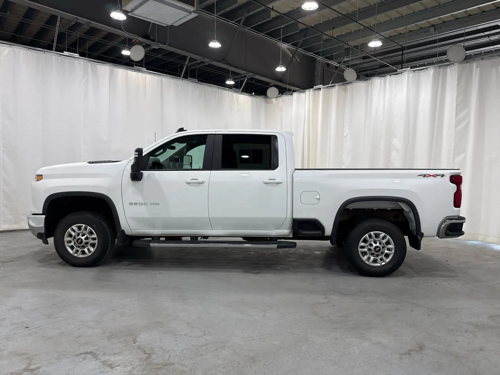 Used 2026 Summit White Chevrolet LT image 2