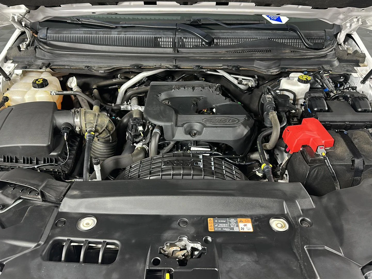 Used 2019 Oxford White Ford LARIAT image 2