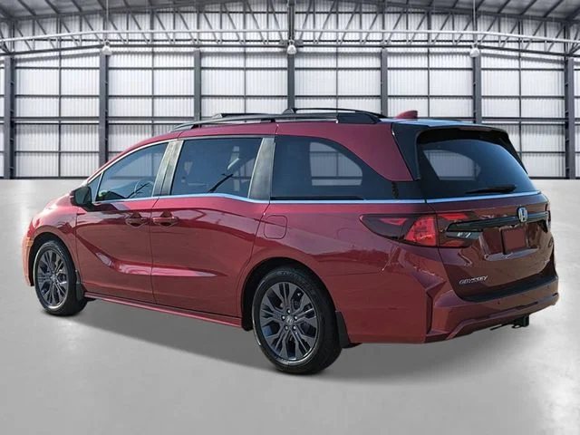 New 2026 Radiant Red Metallic II Honda Touring image 3