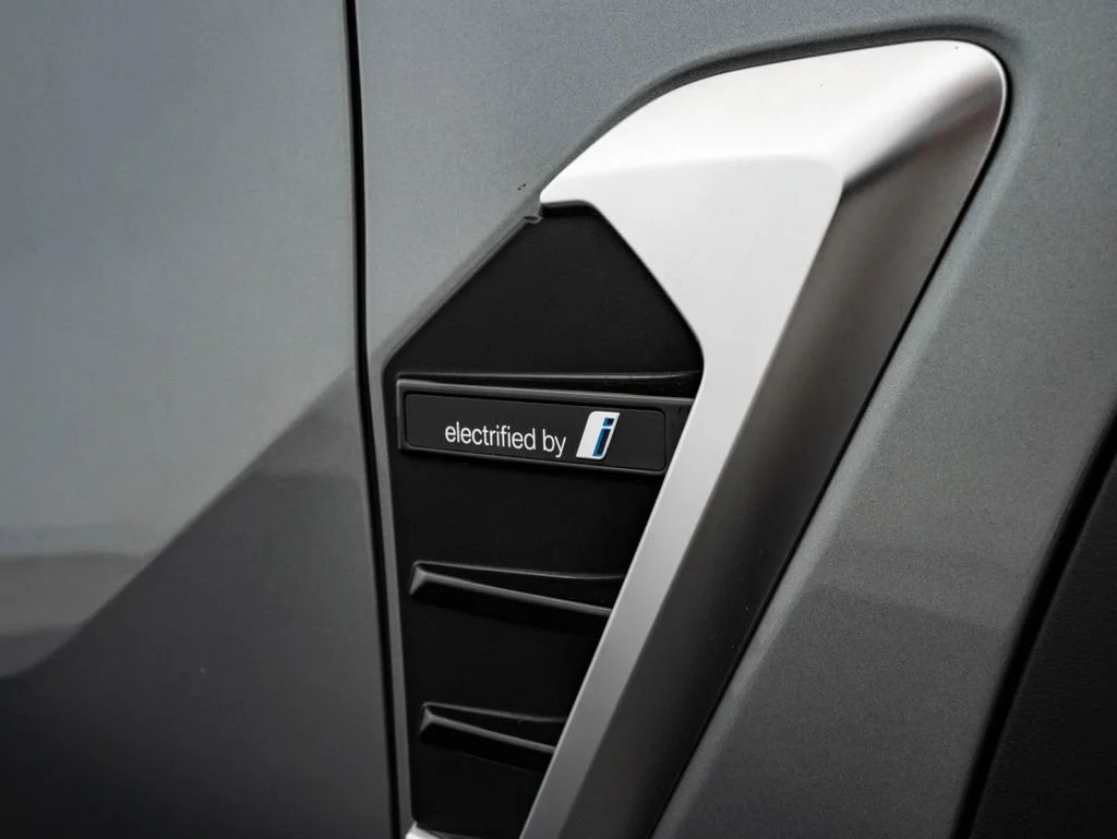 Used 2024 Skyscraper Gray Metallic BMW xDrive50e image 20