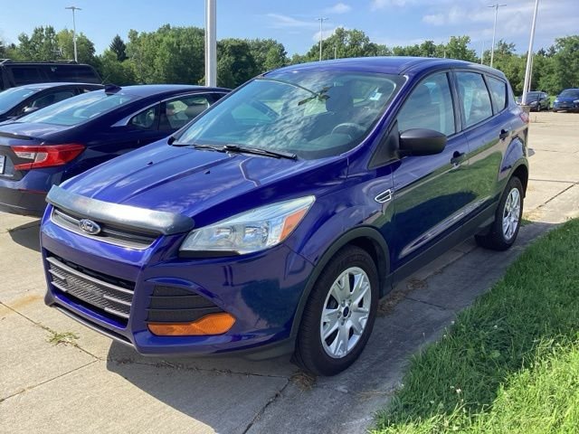 Used 2015 Blue Ford S image 2