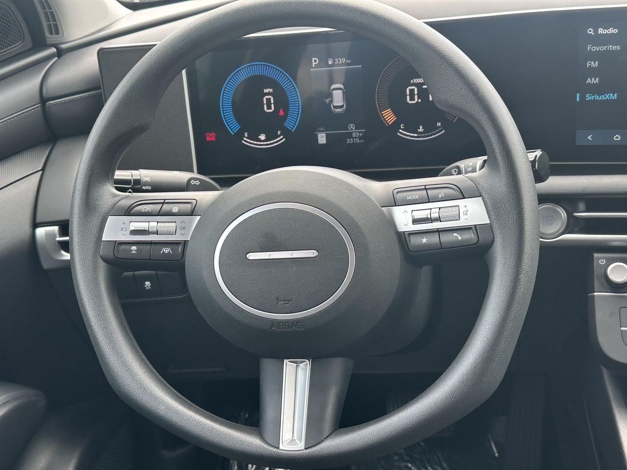 New 2026 Shimmering Silver Hyundai SE image 21