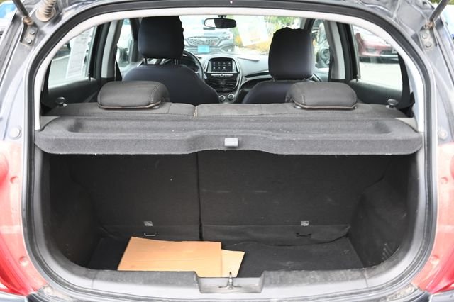 Used 2021 Black Chevrolet 1LT image 6