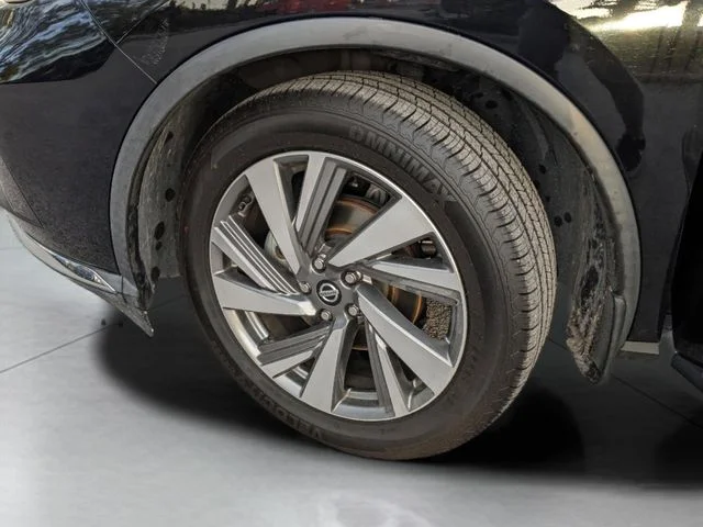 Certified Used 2020 Black Nissan SL image 34
